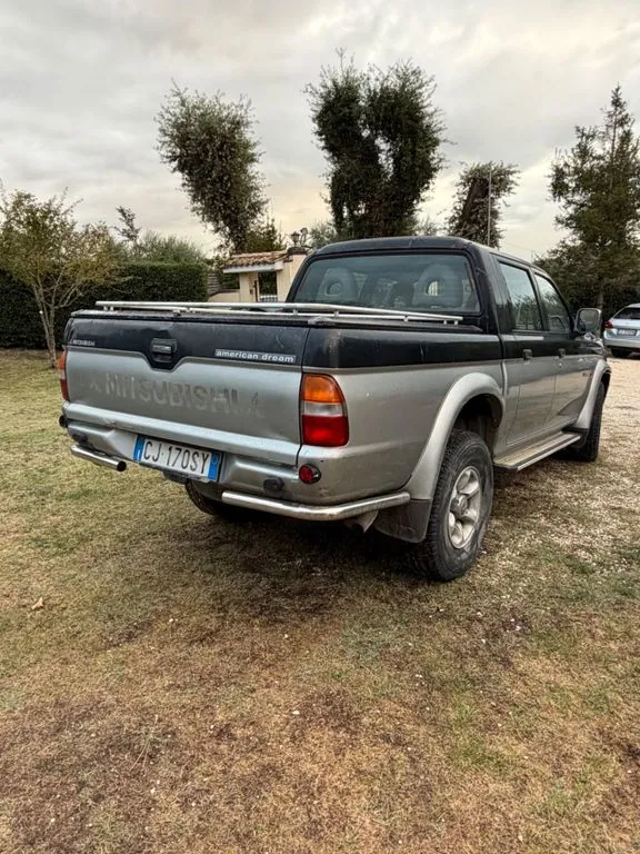 Mitsubishi L200
