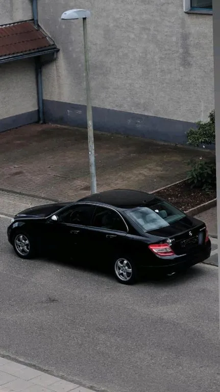 Mercedes-Benz C 200