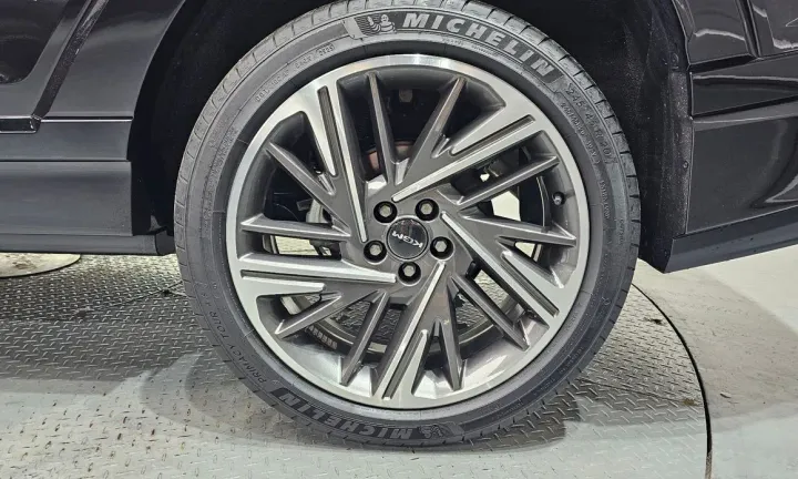 KG_Mobility_Ssangyong Actyon