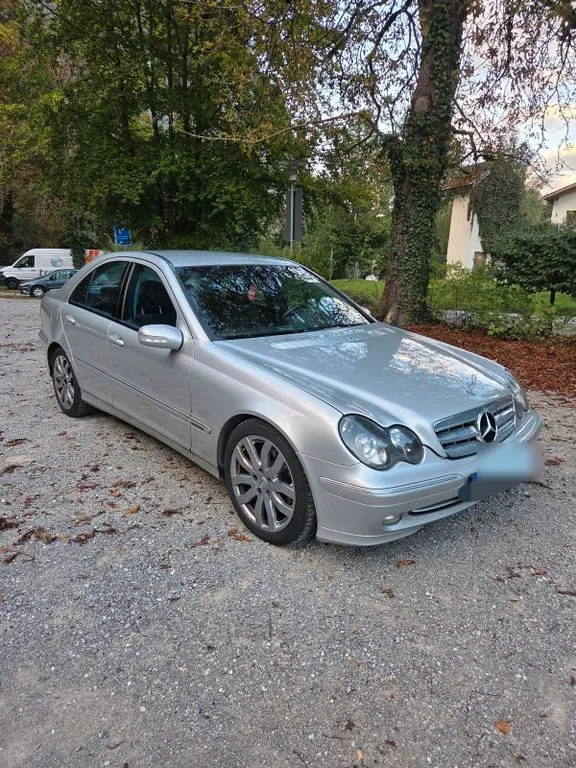 Mercedes-Benz C 200
