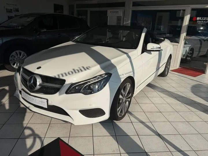 Mercedes-Benz E 200