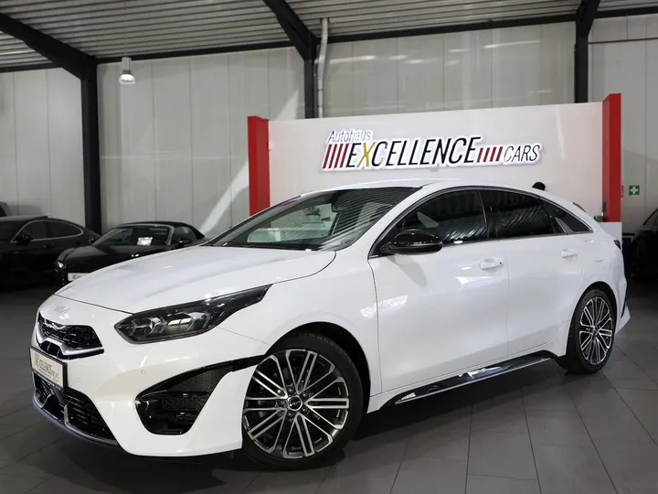 Kia pro cee'd / ProCeed