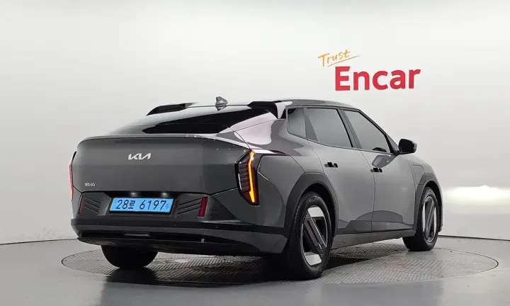 Kia EV4