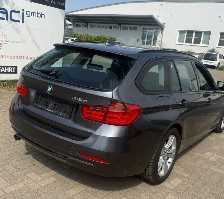 BMW 318