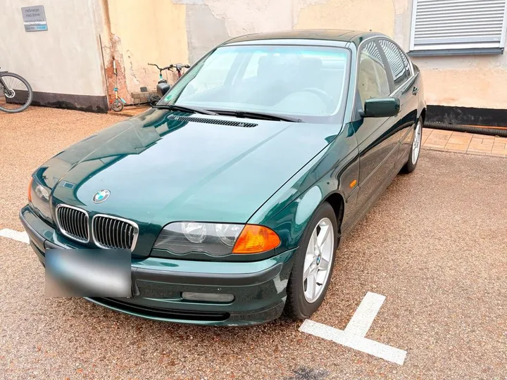 BMW 320