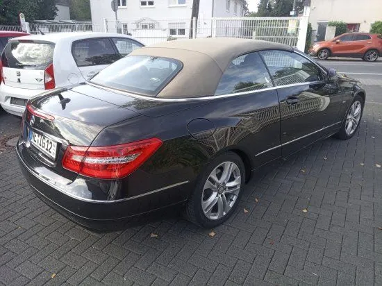 Mercedes-Benz E 220