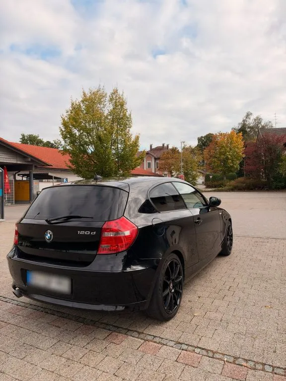 BMW 120