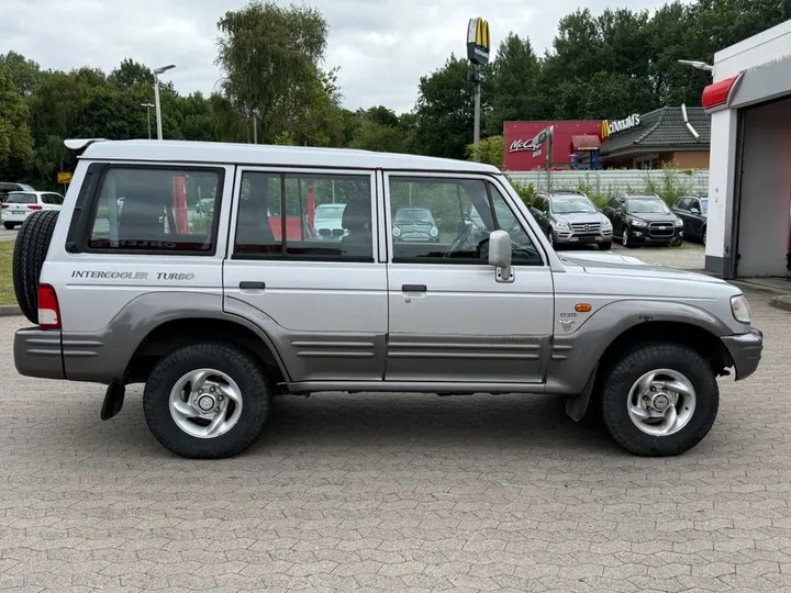 Hyundai Galloper