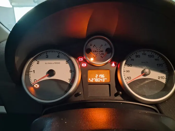 Peugeot 207