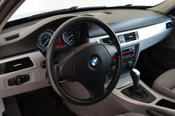 BMW 325