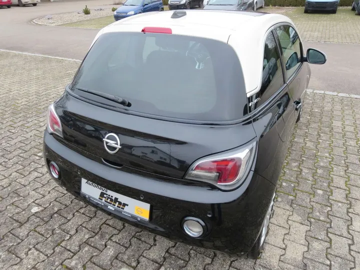 Opel Adam