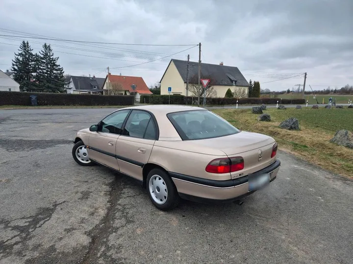 Opel Omega