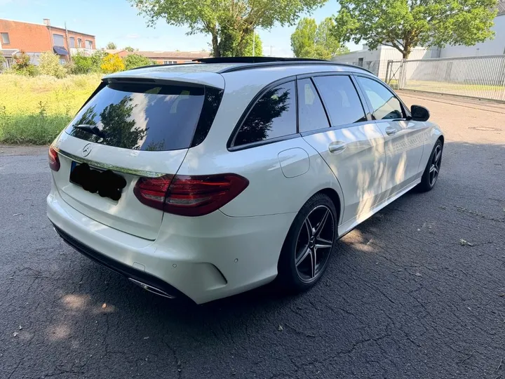 Mercedes-Benz C 220