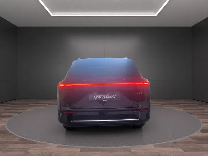 XPENG G9