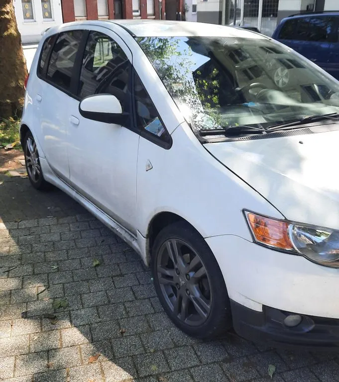 Mitsubishi Colt