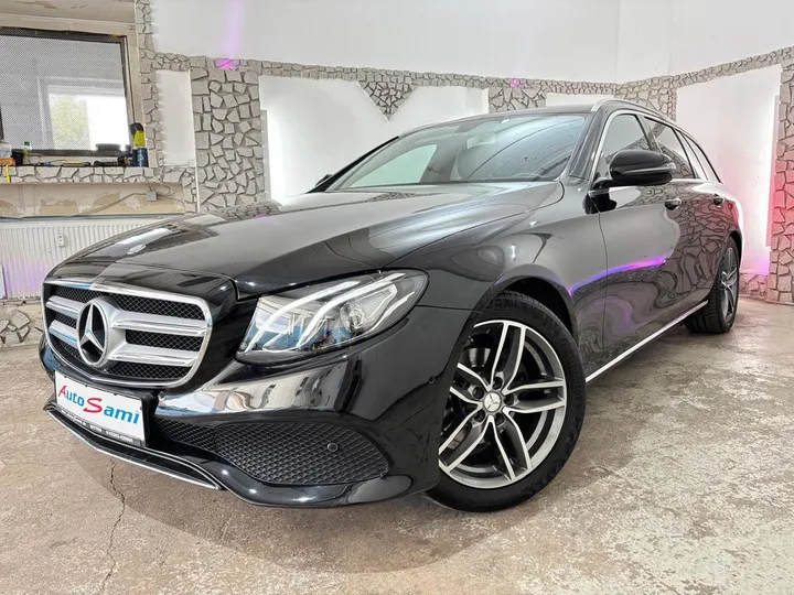 Mercedes-Benz E 200