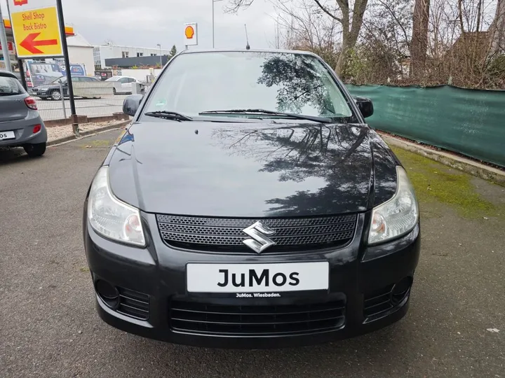 Suzuki SX4