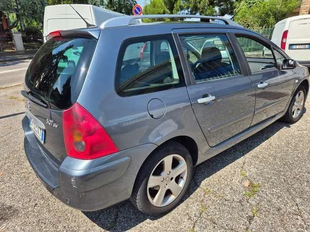 Peugeot 307