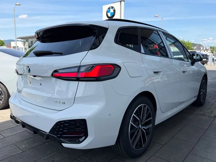 BMW 223 Active Tourer