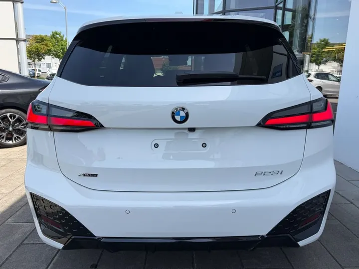 BMW 223 Active Tourer