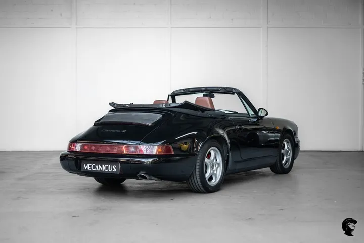 Porsche 964