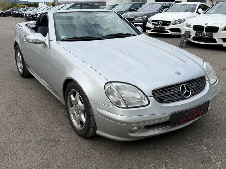 Mercedes-Benz SLK 200