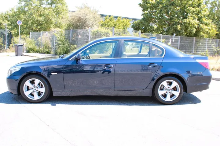BMW 545