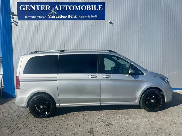 Mercedes-Benz V 250