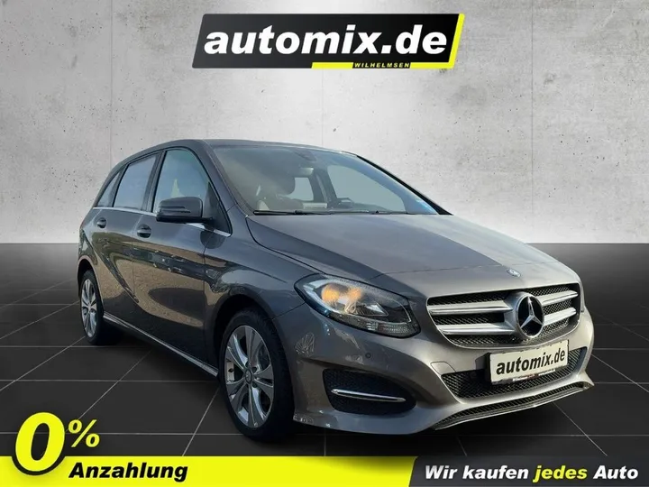 Mercedes-Benz B 180