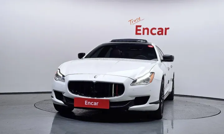 Maserati Quattroporte