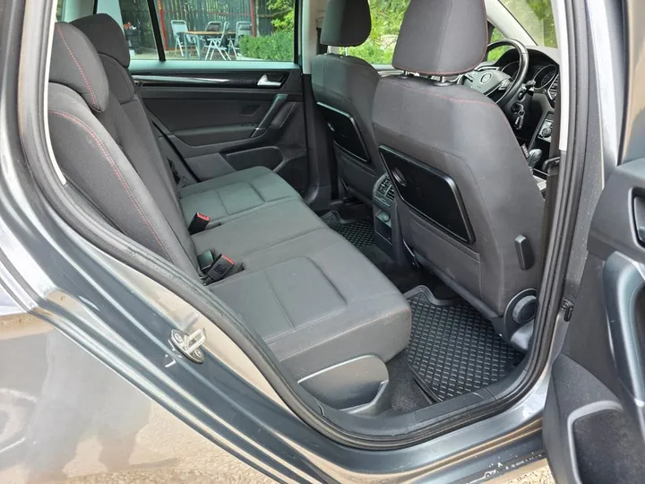 Volkswagen Golf Sportsvan