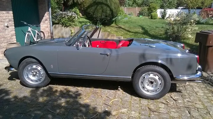 Alfa Romeo Spider