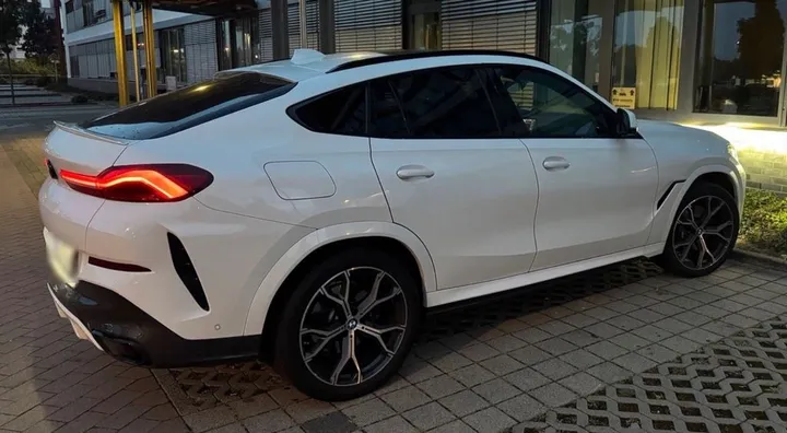 BMW X6