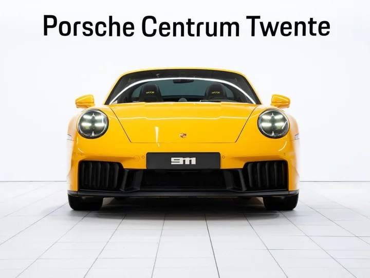 Porsche 992