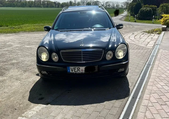 Mercedes-Benz E 500