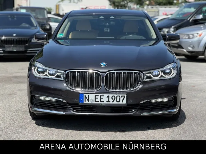 BMW 740