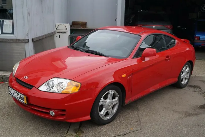 Hyundai Coupe