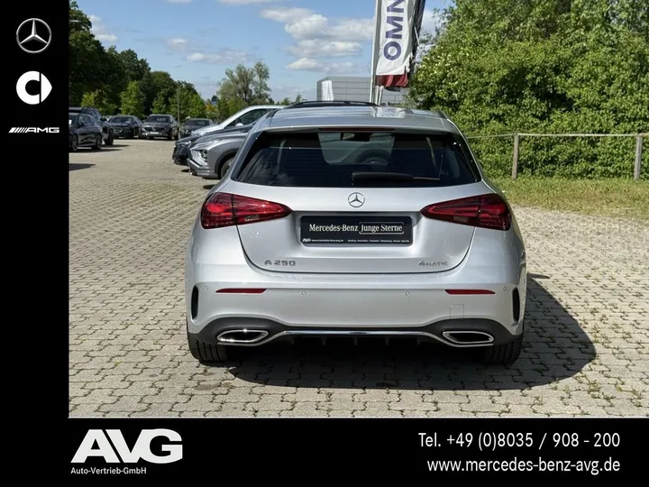 Mercedes-Benz A 250