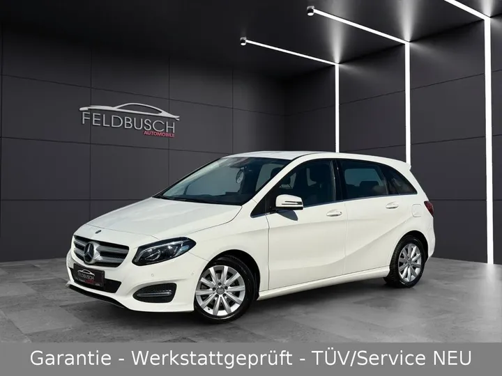 Mercedes-Benz B 180