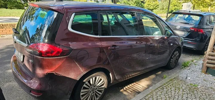 Opel Zafira Tourer