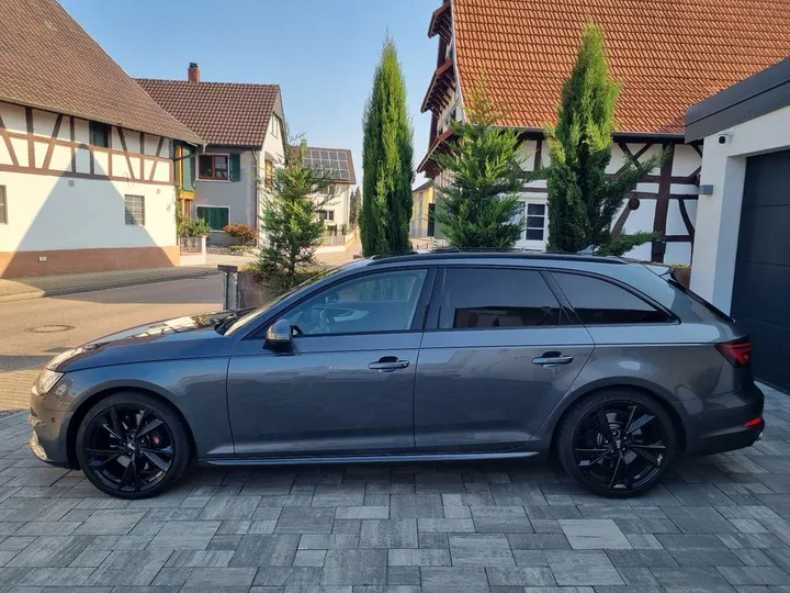 Audi S4
