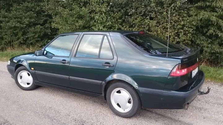 Saab 9000