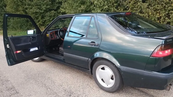 Saab 9000