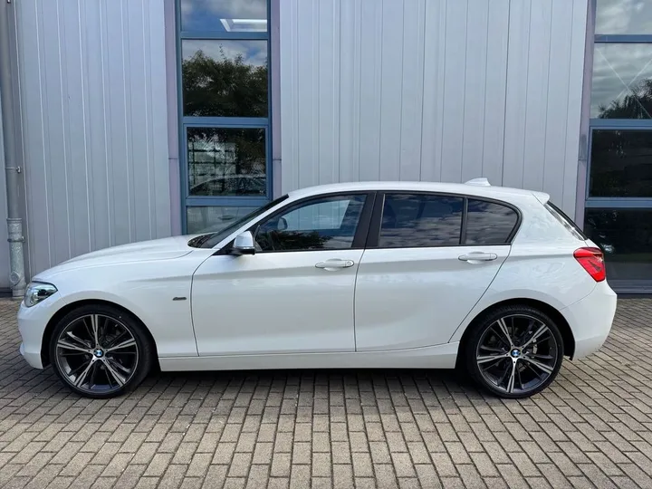 BMW 120
