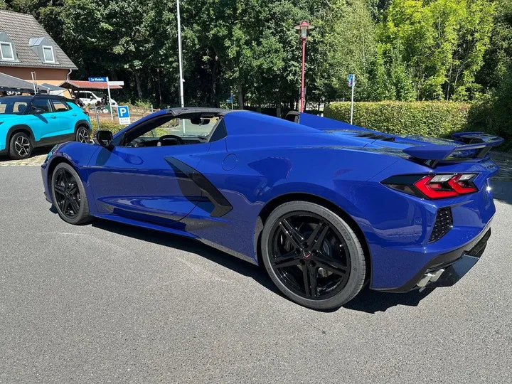 Corvette C8