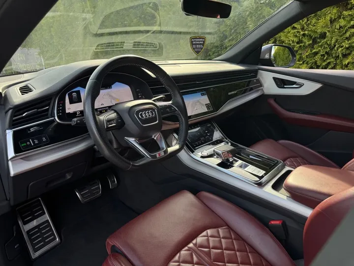 Audi SQ8