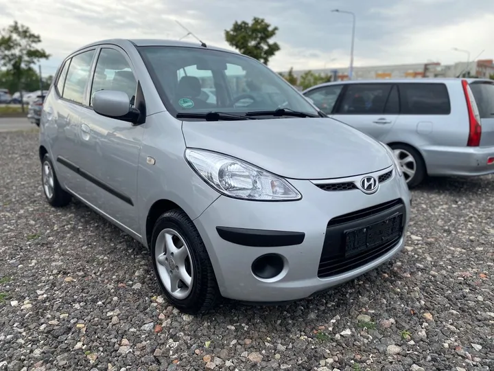 Hyundai i10