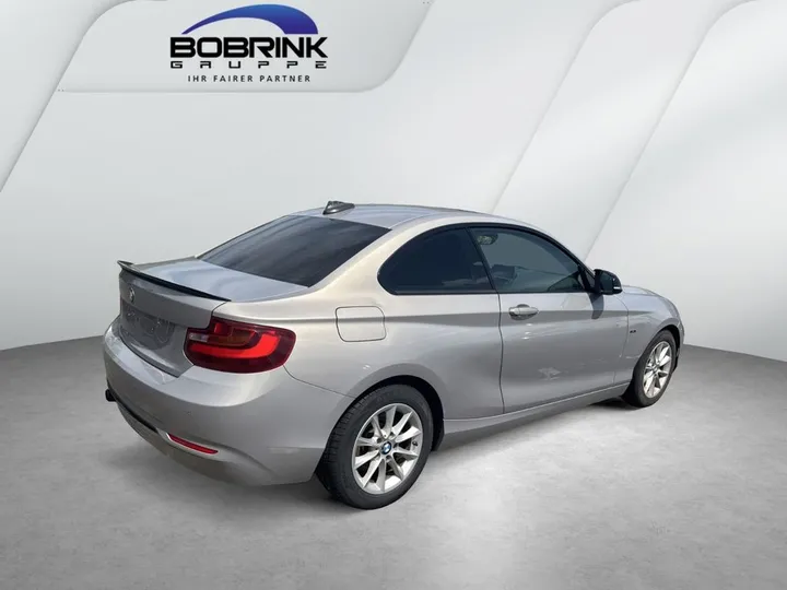 BMW 220