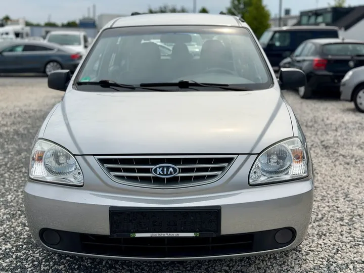 Kia Carens