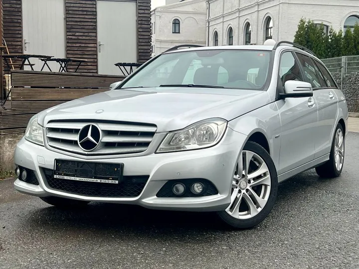 Mercedes-Benz C 200